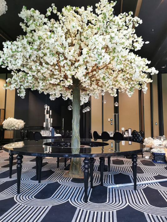 Black Serpentine Table Set