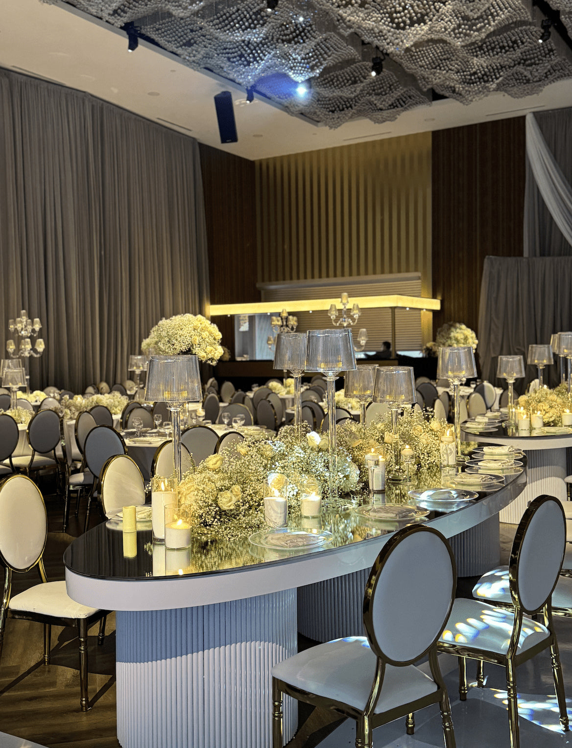 White Mirror Oval Table